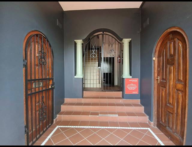 2 BEDROOM APARTMENT FOR SALE IN WINDERMERE